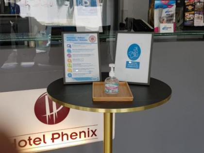 Hotel Phenix - image 3