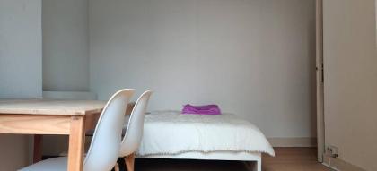 Large 2bedrooms apartment in Brussels city centre - image 12