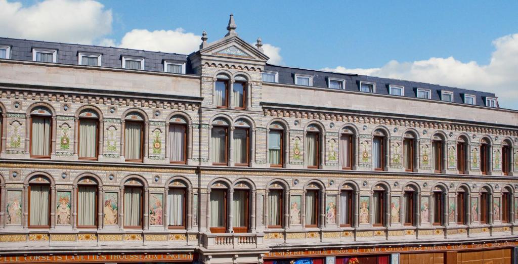 Hotel Saint Nicolas - image 2