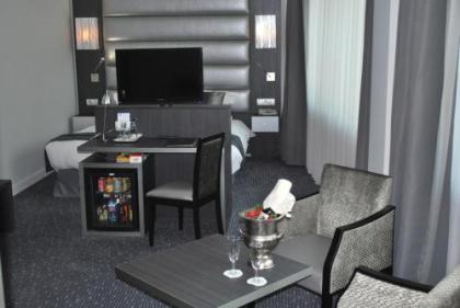 Best Western Hotel Royal Centre - image 18