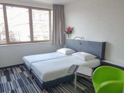 Maxhotel - image 1