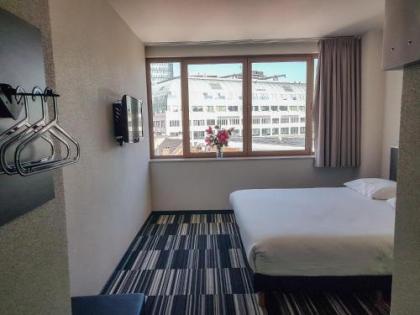 Maxhotel - image 2