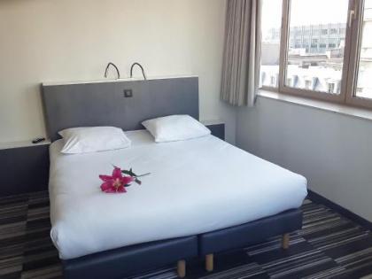 Maxhotel - image 20
