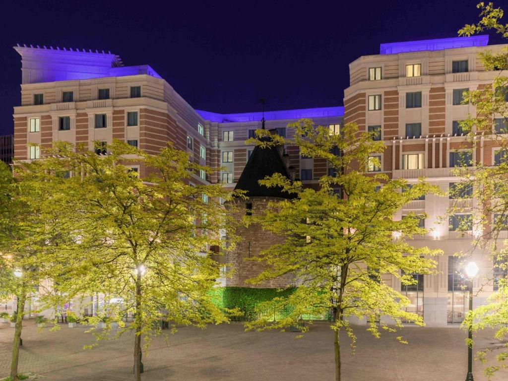 Novotel Brussels City Centre - main image