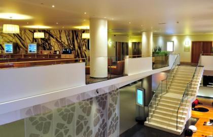 Novotel Brussels City Centre - image 10