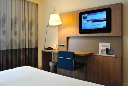 Novotel Brussels City Centre - image 7