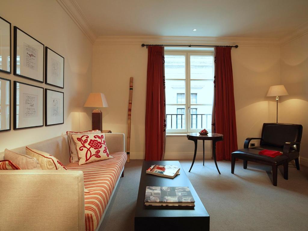 Rocco Forte Hotel Amigo - image 3