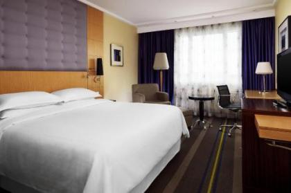 Sheraton Brussels Airport Hotel - image 16