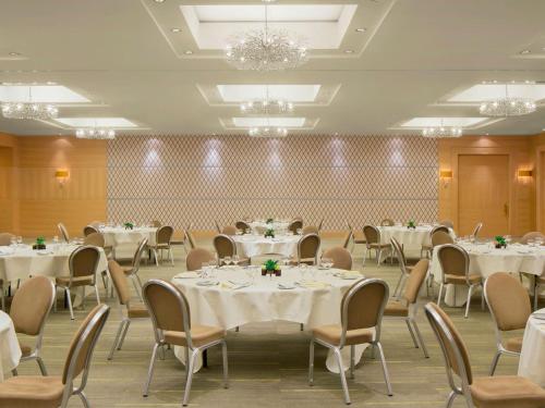 Sheraton Brussels Airport Hotel - image 4
