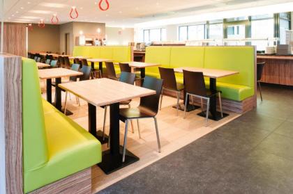 ibis Hotel Brussels Centre Gare du Midi - image 3