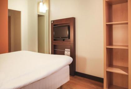 ibis Hotel Brussels Centre Gare du Midi - image 5