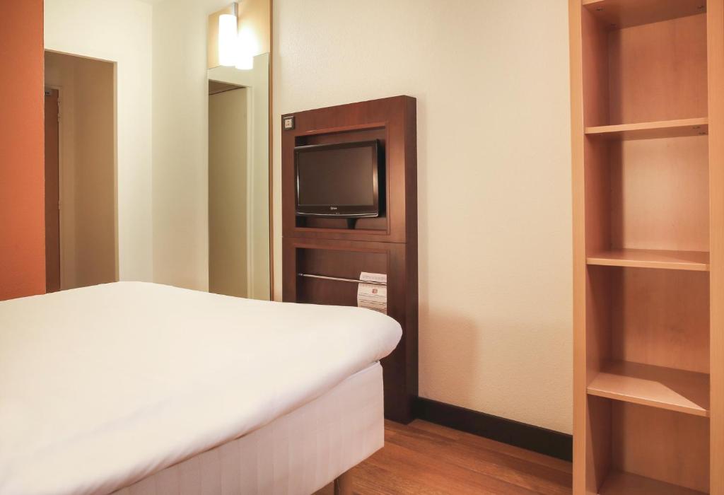 ibis Hotel Brussels Centre Gare du Midi - image 5