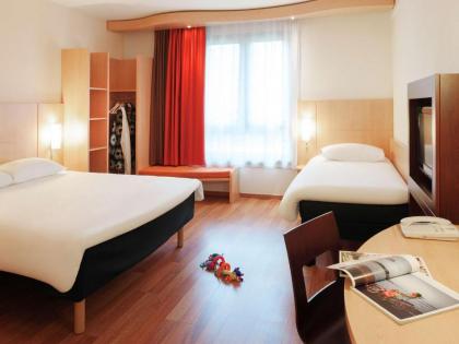 ibis Hotel Brussels Centre Gare du Midi - image 6