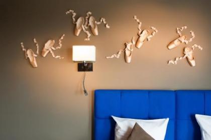 Hotel The Neufchatel - image 15