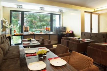 Hotel The Neufchatel - image 5