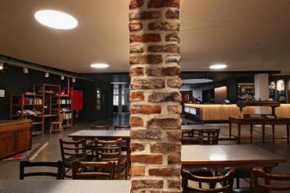 Van Belle Hotel - image 12