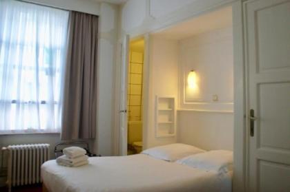 Van Belle Hotel - image 20