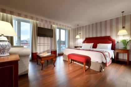 Eurostars Montgomery - image 1