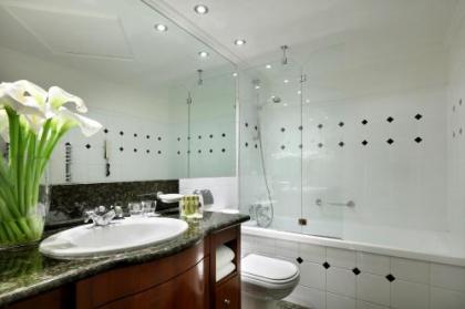 Eurostars Montgomery - image 5