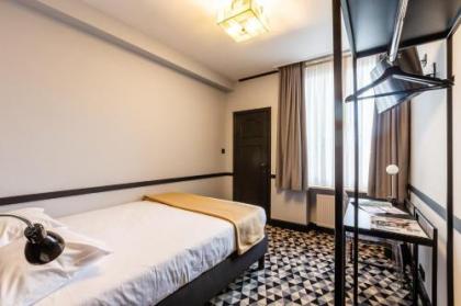 Hotel Des Colonies - image 8