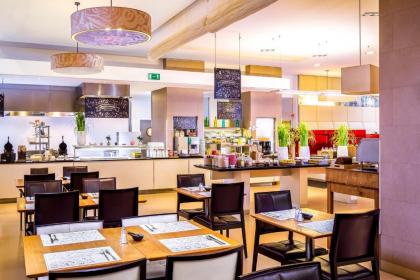 Hotel Novotel Brussels Off Grand Place - image 15