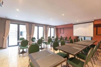 Hotel Villa Royale - image 16