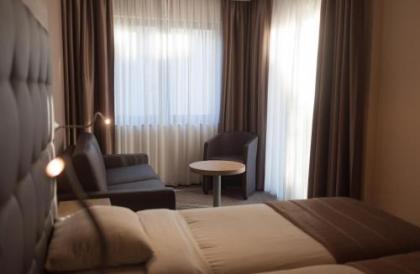 Hotel Villa Royale - image 5