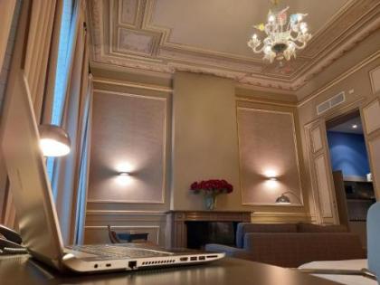 MAS Aparthotel EU - image 2