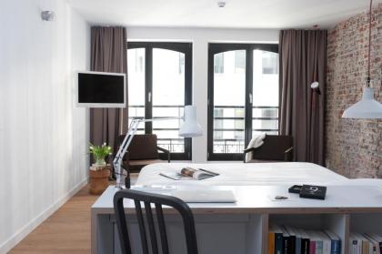 9Hotel Central - image 18