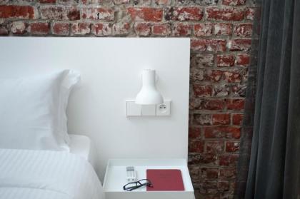 9Hotel Central - image 7