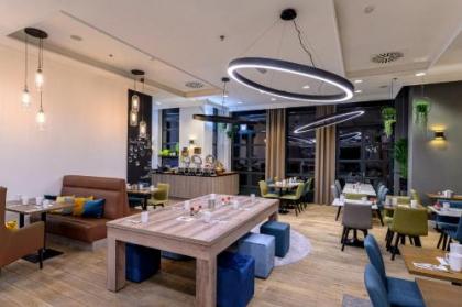Holiday Inn Brussels Schuman - image 1