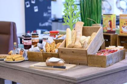 Holiday Inn Brussels Schuman - image 18