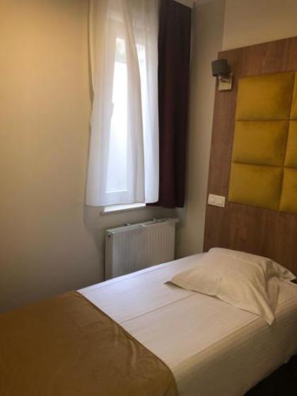 Sun Hotel - image 8