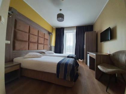 Hotel Midi-Zuid - image 1