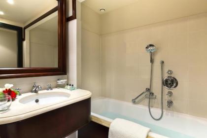 Hotel Barsey by Warwick - image 10