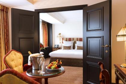 Hotel Barsey by Warwick - image 11