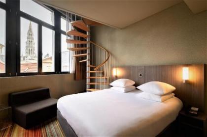 Alma Grand Place Hotel - image 12
