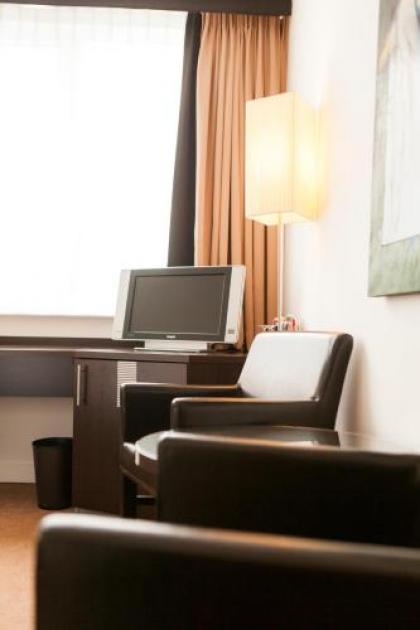 Progress Hotel - image 13