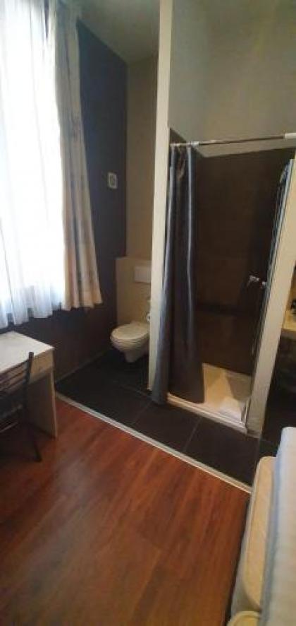 Hotel Albergo - image 2