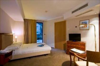B-aparthotel Ambiorix - image 3
