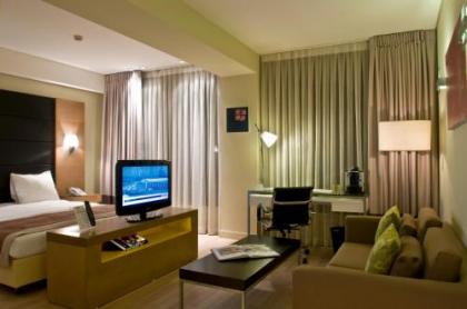 B-aparthotel Montgomery - image 10