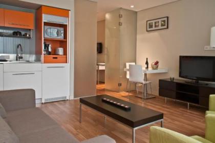 B-aparthotel Montgomery - image 16