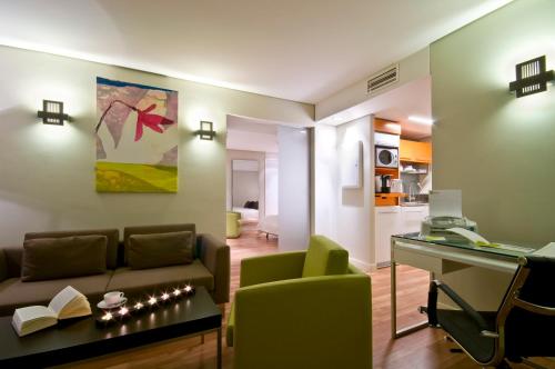B-aparthotel Montgomery - image 7