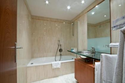 B-aparthotel Montgomery - image 8
