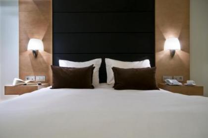 B-aparthotel Montgomery - image 9