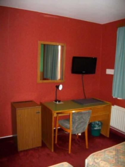 Hotel Evergreen - image 13