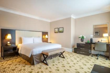 Renaissance Brussels Hotel - image 11