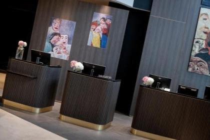 Renaissance Brussels Hotel - image 12