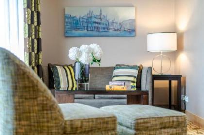 Renaissance Brussels Hotel - image 9