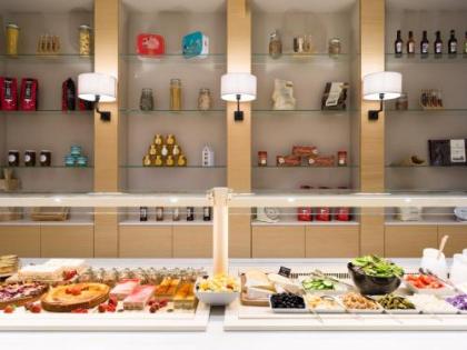 Courtyard By Marriott Brussels - image 16